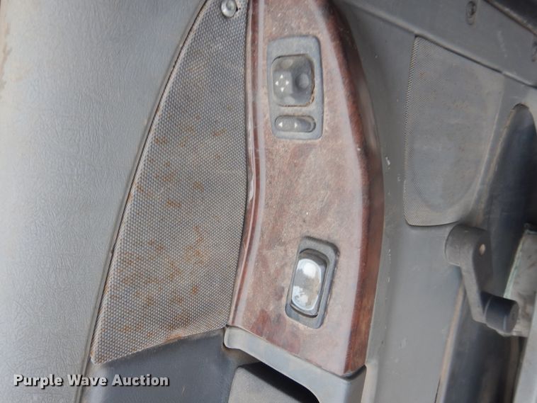 image for item HU9713 2003 Freightliner Century Class  semi truck