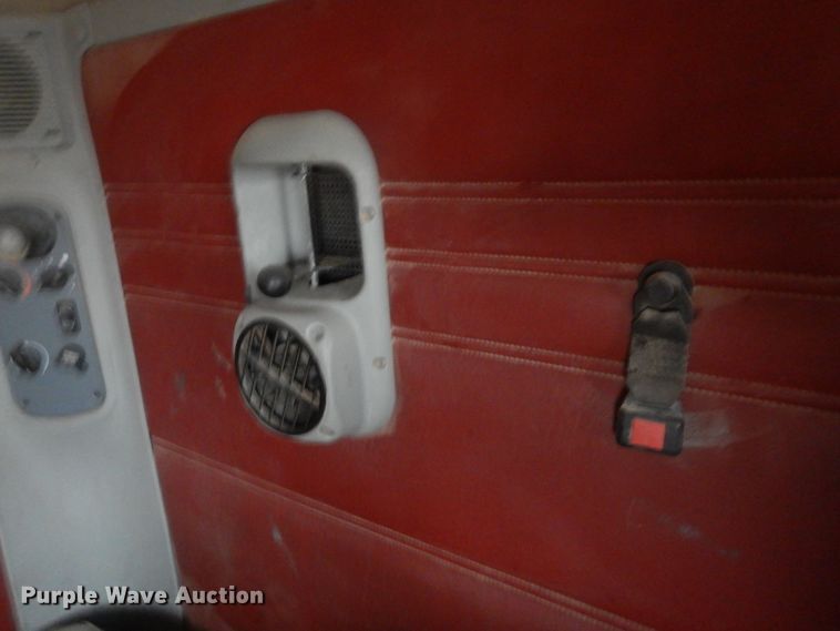 image for item HU9713 2003 Freightliner Century Class  semi truck