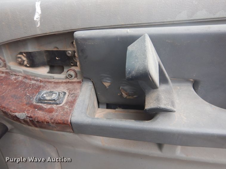 image for item HU9713 2003 Freightliner Century Class  semi truck