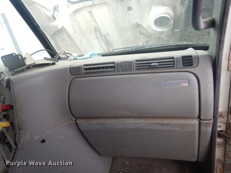 image for item HU9713 2003 Freightliner Century Class  semi truck