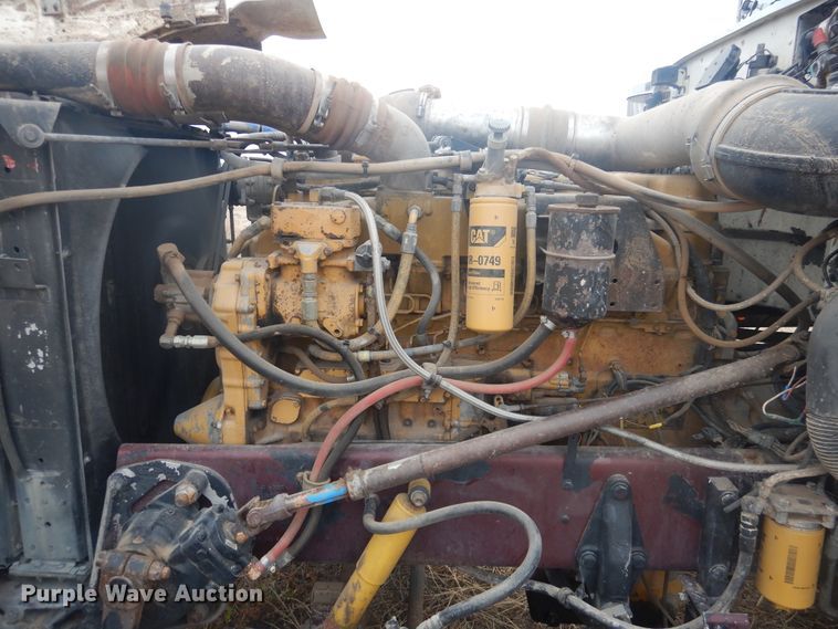 image for item HU9714 1993 Peterbilt 379  semi truck