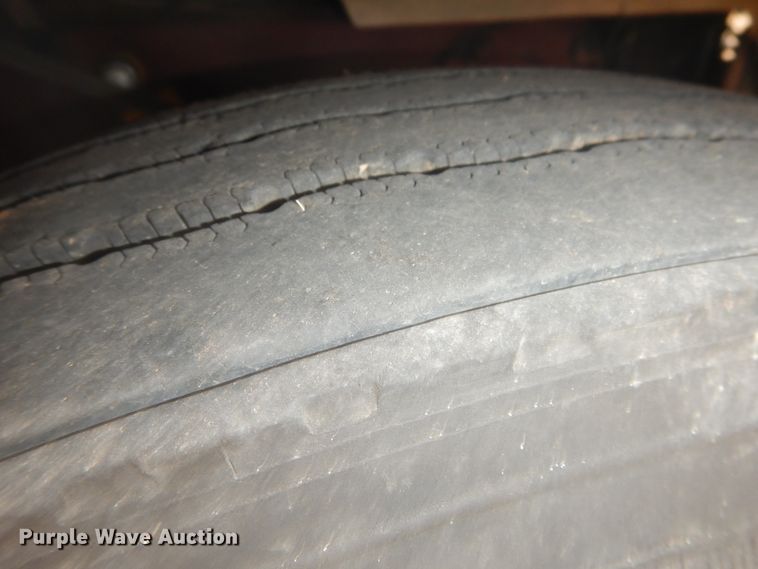 image for item HU9714 1993 Peterbilt 379  semi truck