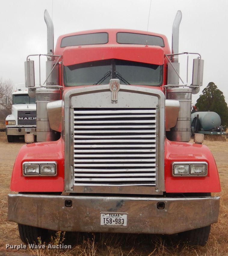 image for item HU9716 2001 Kenworth W900L  semi truck