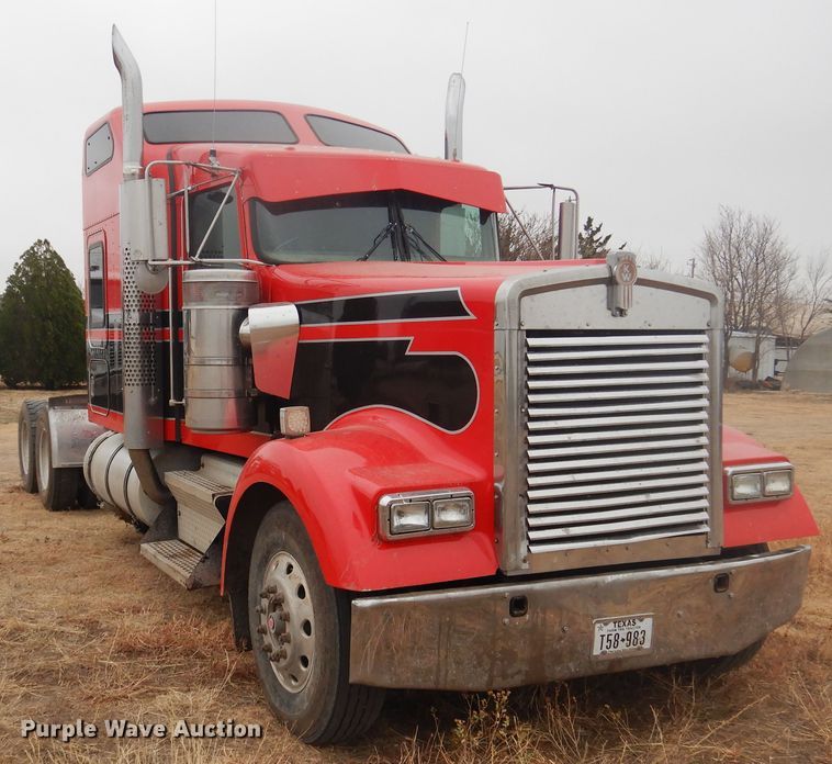 image for item HU9716 2001 Kenworth W900L  semi truck