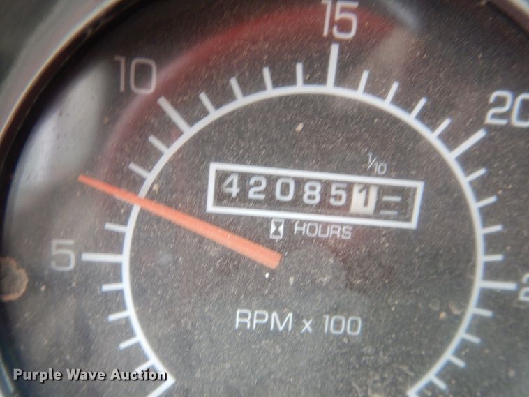 image for item HU9716 2001 Kenworth W900L  semi truck