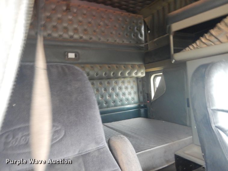 image for item HU9716 2001 Kenworth W900L  semi truck