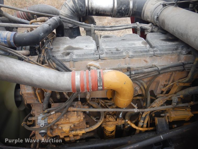 image for item HU9716 2001 Kenworth W900L  semi truck