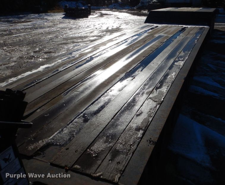 image for item HU9787 2005 Load King 553SS lowboy equipment trailer