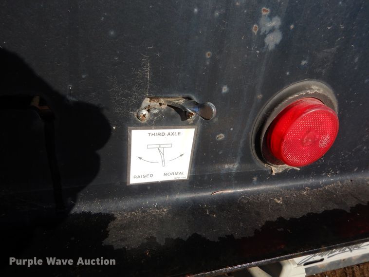 image for item HU9787 2005 Load King 553SS lowboy equipment trailer