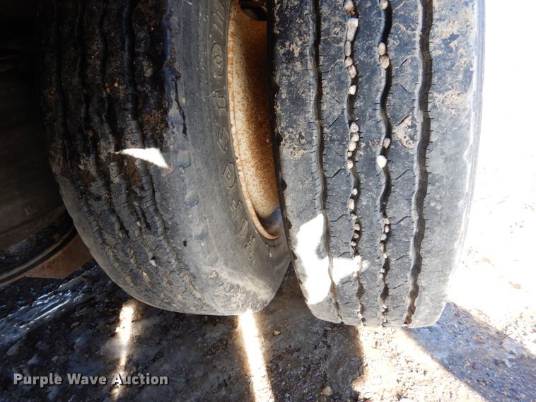 image for item HU9787 2005 Load King 553SS lowboy equipment trailer