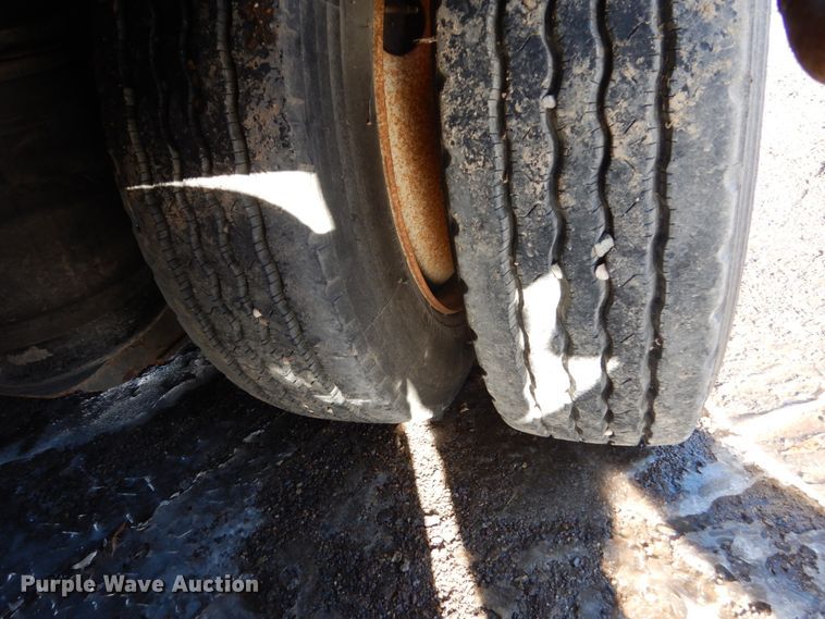 image for item HU9787 2005 Load King 553SS lowboy equipment trailer