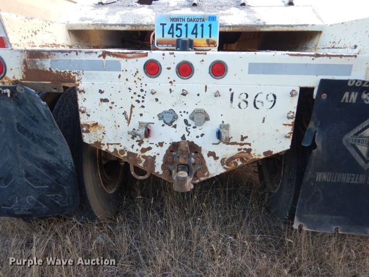 image for item HU9792 2005 Construction Trailer Specialists BDT-40 bottom dump trailer