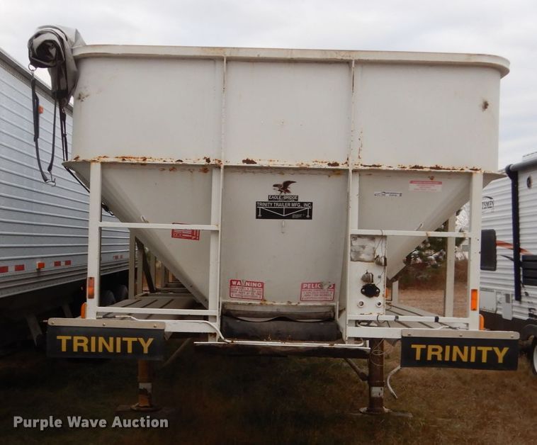 image for item HU9793 1992 Trinity live bottom trailer
