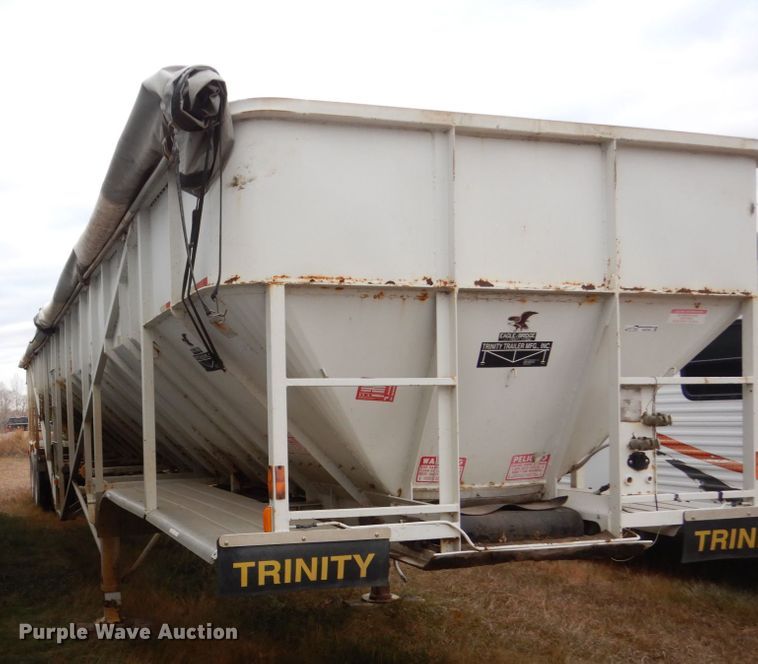image for item HU9793 1992 Trinity live bottom trailer
