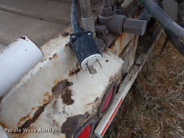 image for item HU9793 1992 Trinity live bottom trailer