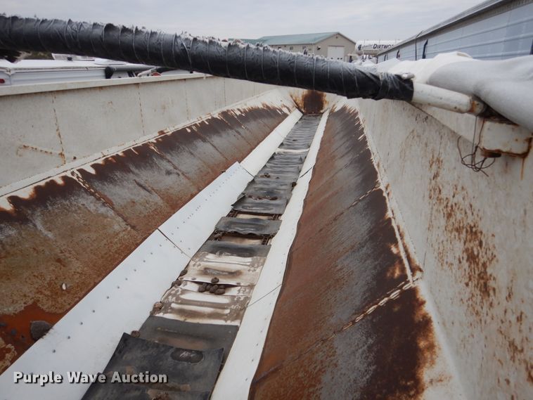 image for item HU9793 1992 Trinity live bottom trailer