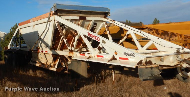 image for item HU9794 1999 Ranch Manufacturing Co bottom dump trailer