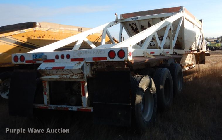 image for item HU9794 1999 Ranch Manufacturing Co bottom dump trailer