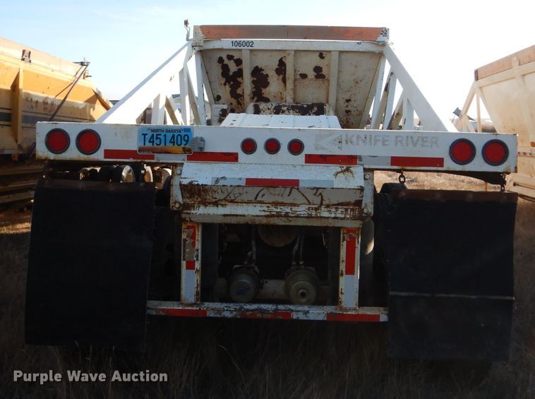 image for item HU9794 1999 Ranch Manufacturing Co bottom dump trailer