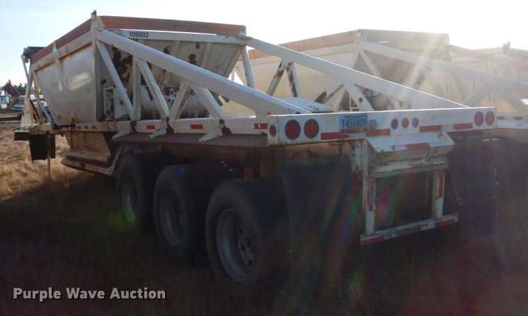 image for item HU9794 1999 Ranch Manufacturing Co bottom dump trailer