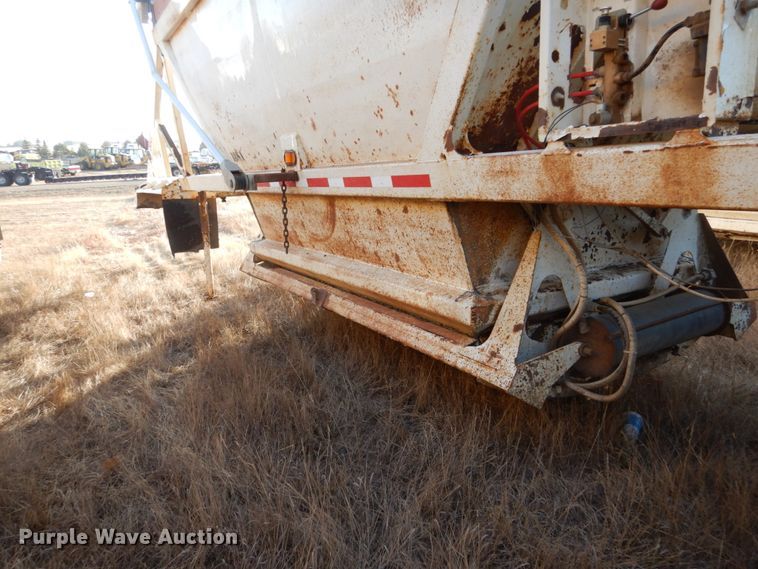image for item HU9794 1999 Ranch Manufacturing Co bottom dump trailer