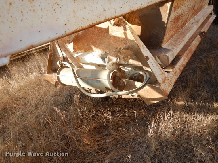 image for item HU9794 1999 Ranch Manufacturing Co bottom dump trailer