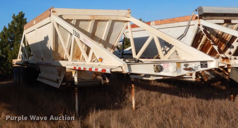image for item HU9795 2009 Ranco bottom dump trailer