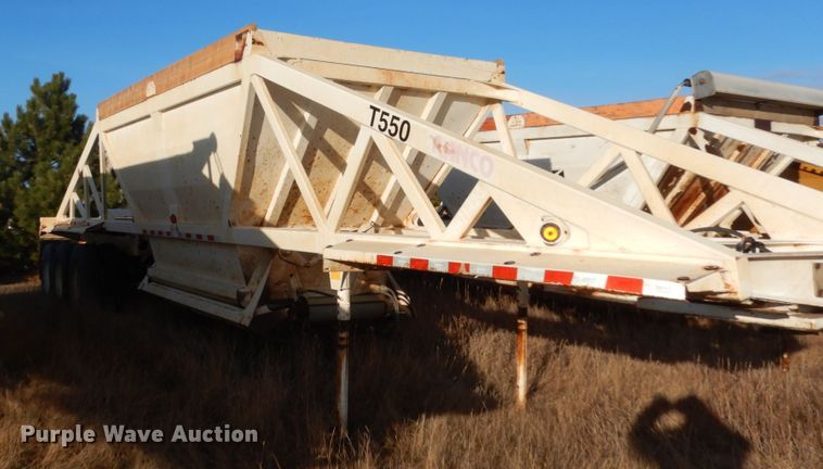 image for item HU9795 2009 Ranco bottom dump trailer