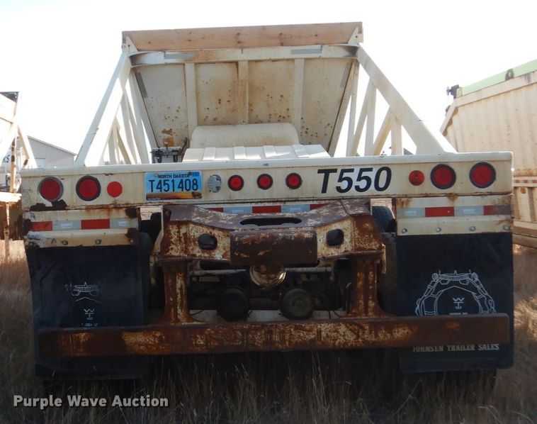 image for item HU9795 2009 Ranco bottom dump trailer