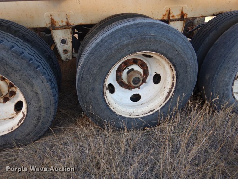 image for item HU9795 2009 Ranco bottom dump trailer