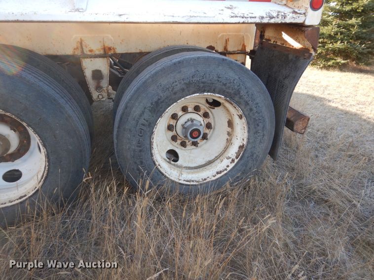 image for item HU9795 2009 Ranco bottom dump trailer
