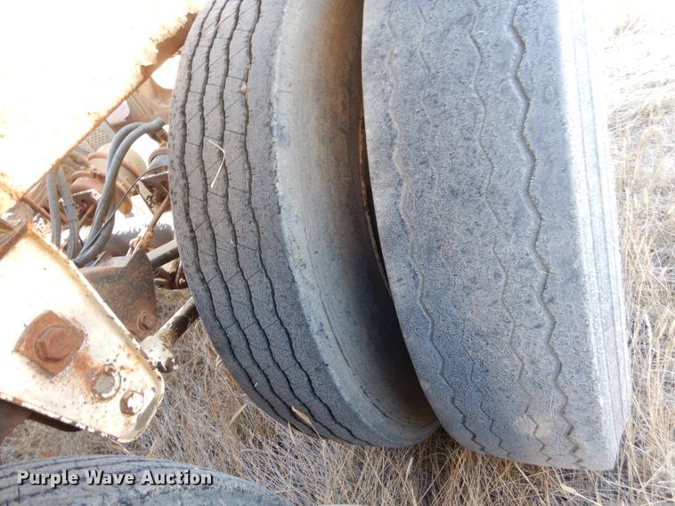 image for item HU9795 2009 Ranco bottom dump trailer