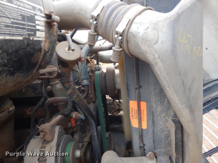 image for item HU9810 1995 Ford LS9000  semi truck