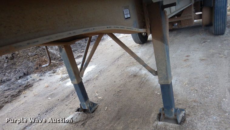 image for item HU9811 1988 Trailstar end dump trailer