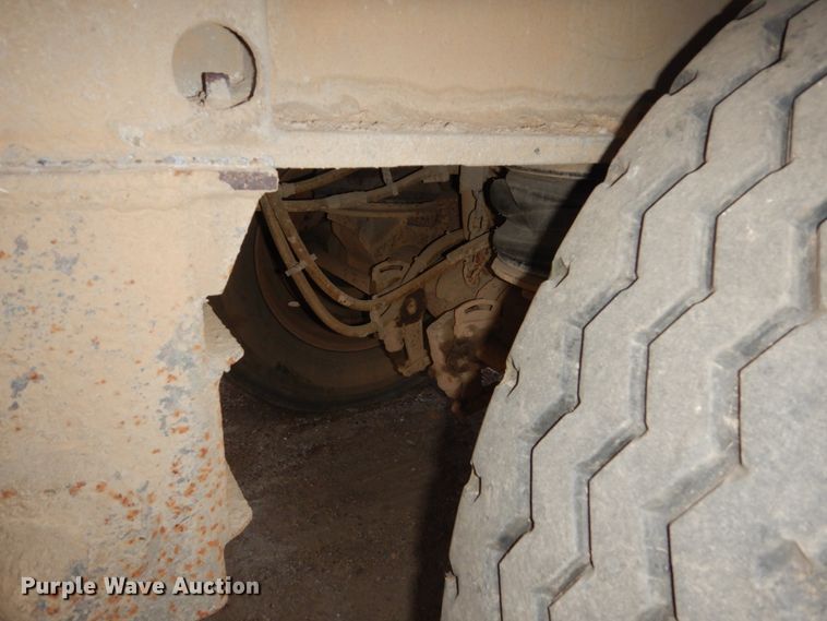 image for item HU9811 1988 Trailstar end dump trailer