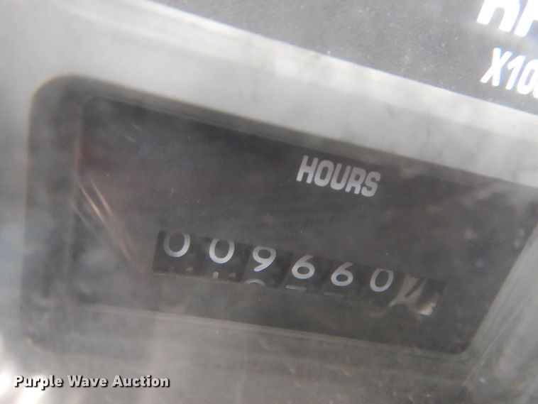 image for item HU9813 2000 International 4700  dump flatbed truck