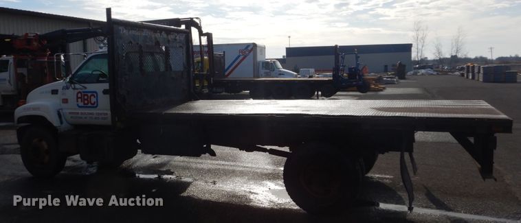 image for item HU9815 2002 GMC C7500  dump flatbed truck