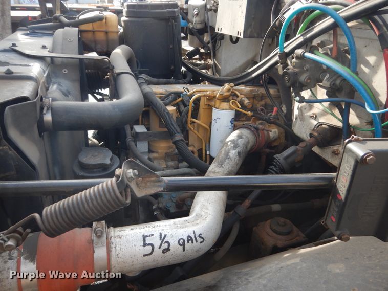 image for item HU9815 2002 GMC C7500  dump flatbed truck