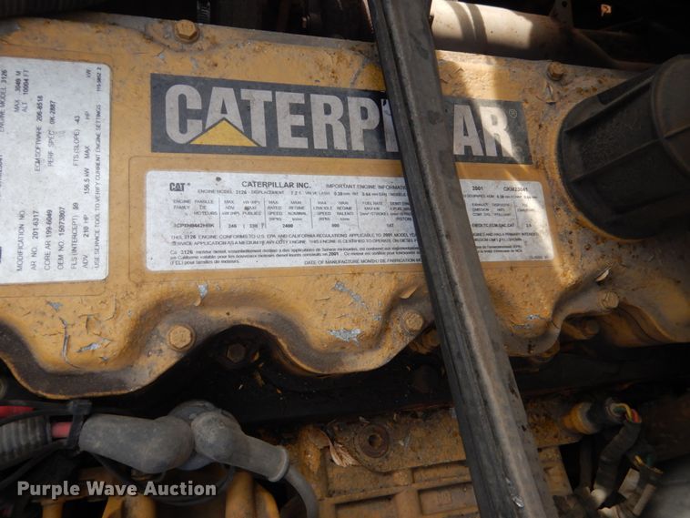 image for item HU9815 2002 GMC C7500  dump flatbed truck