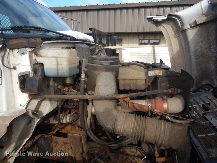 image for item HU9815 2002 GMC C7500  dump flatbed truck