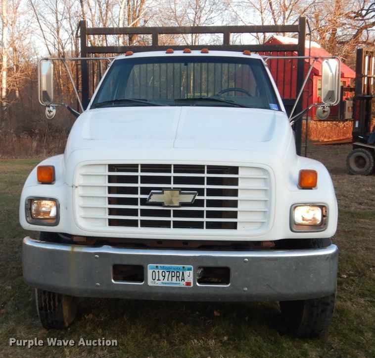 image for item HU9819 2002 Chevrolet C6500  dump flatbed truck