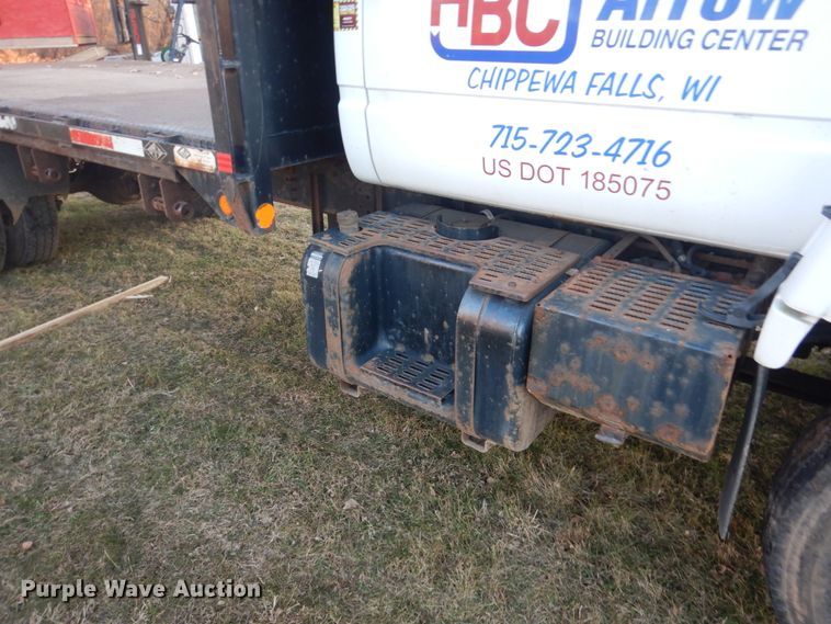 image for item HU9819 2002 Chevrolet C6500  dump flatbed truck