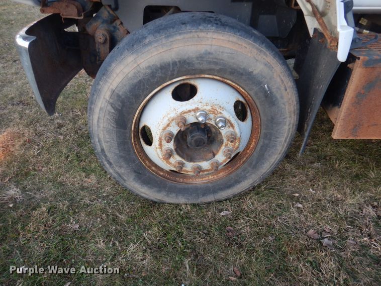 image for item HU9819 2002 Chevrolet C6500  dump flatbed truck