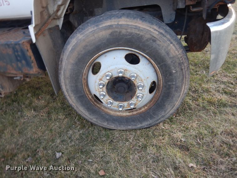 image for item HU9819 2002 Chevrolet C6500  dump flatbed truck