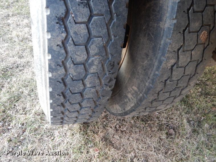 image for item HU9819 2002 Chevrolet C6500  dump flatbed truck