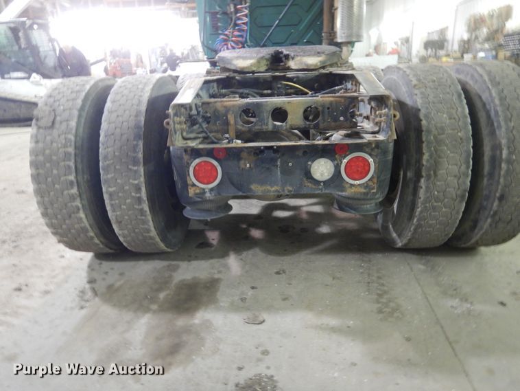 image for item HU9824 2012 International ProStar  semi truck