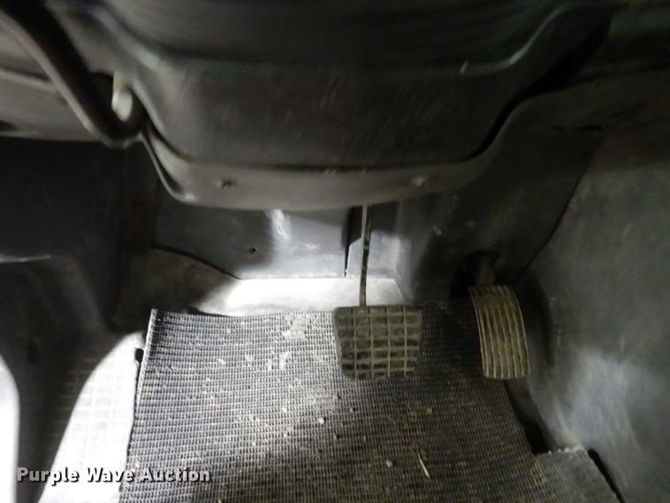 image for item HU9824 2012 International ProStar  semi truck