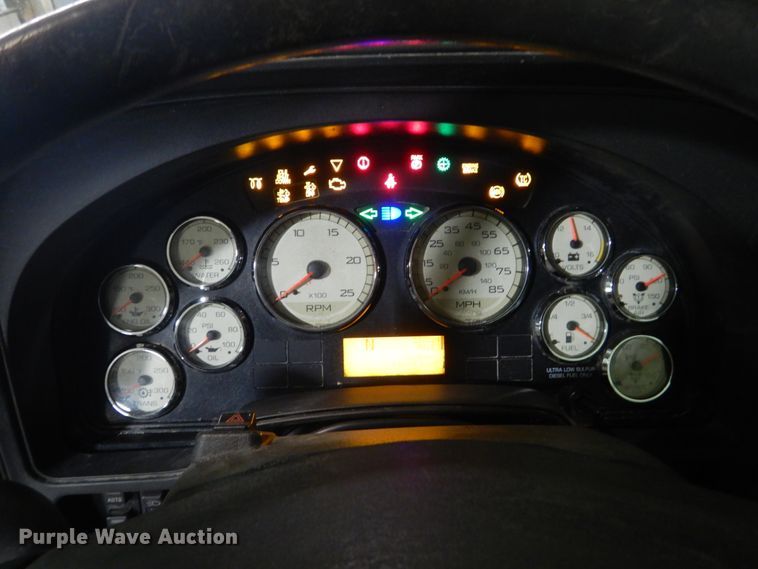 image for item HU9824 2012 International ProStar  semi truck