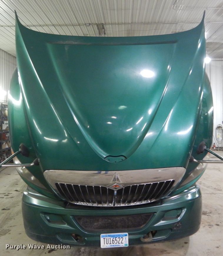 image for item HU9824 2012 International ProStar  semi truck