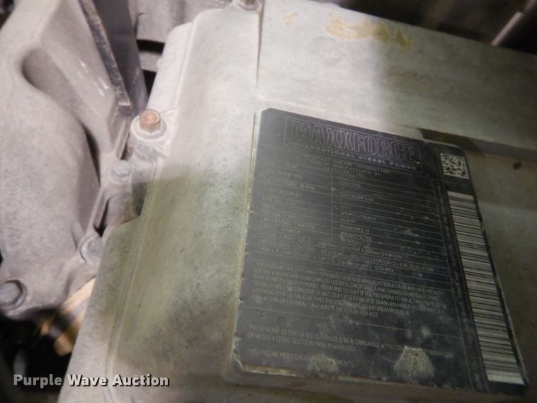 image for item HU9824 2012 International ProStar  semi truck